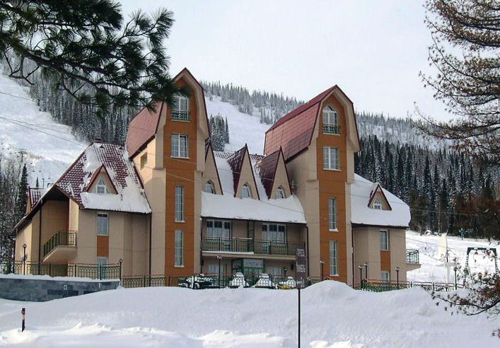 Фасад гостиницы  