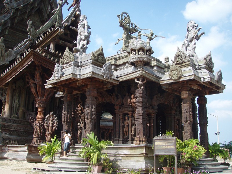 Храм Истины в Тайланде
